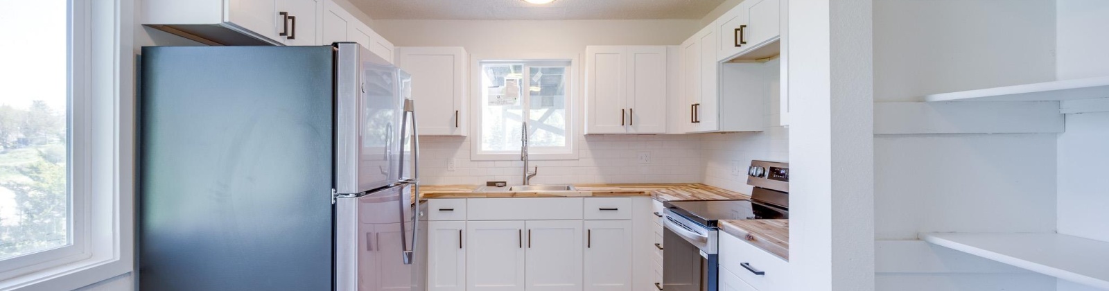 State St, Pullman, Washington 99163-2124, 6 Bedrooms Bedrooms, ,2 BathroomsBathrooms,Duplex,For Sale,State St,283753