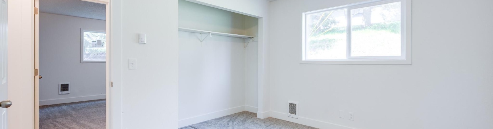 State St, Pullman, Washington 99163-2124, 6 Bedrooms Bedrooms, ,2 BathroomsBathrooms,Duplex,For Sale,State St,283753