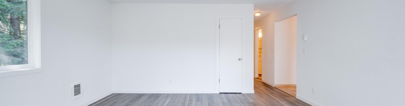 State St, Pullman, Washington 99163-2124, 6 Bedrooms Bedrooms, ,2 BathroomsBathrooms,Duplex,For Sale,State St,283753