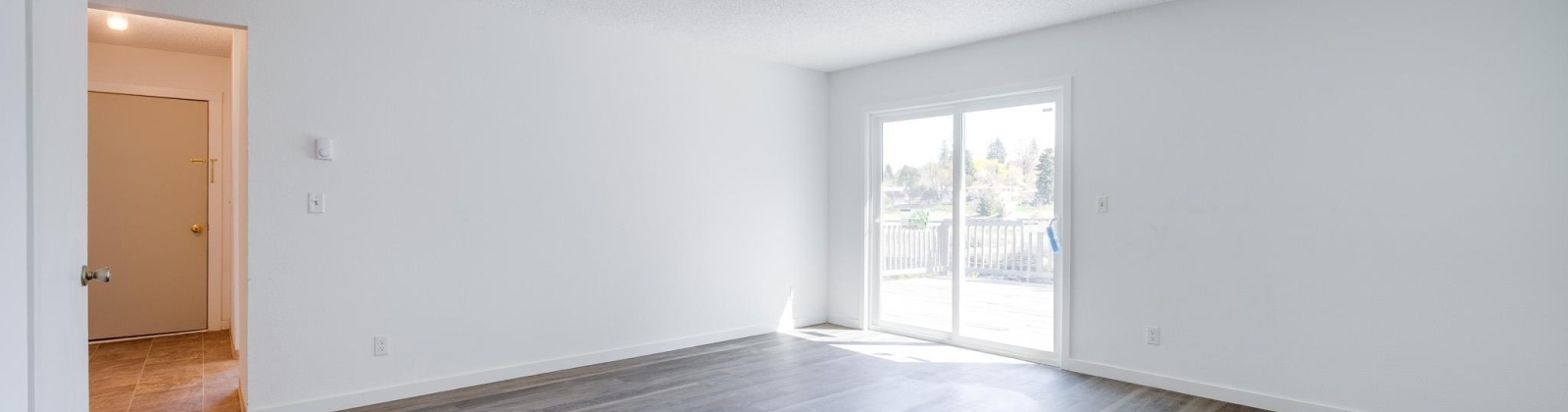 State St, Pullman, Washington 99163-2124, 6 Bedrooms Bedrooms, ,2 BathroomsBathrooms,Duplex,For Sale,State St,283753