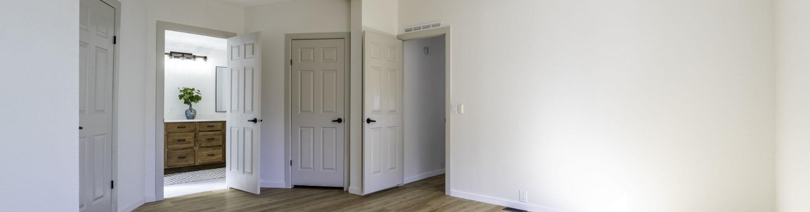 Ridgecliff Drive, Richland, Washington 99352, 3 Bedrooms Bedrooms, ,3 BathroomsBathrooms,Manufactured Rented Lot,For Sale,Ridgecliff Drive,282000