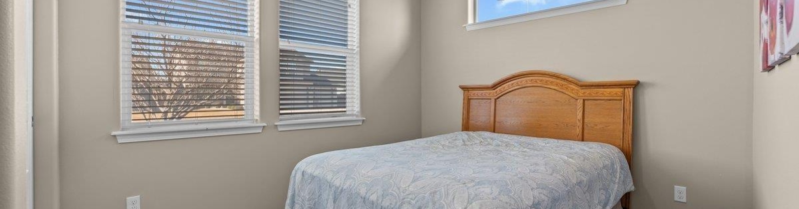 Middle Fork St., Pasco, Washington 99301, 4 Bedrooms Bedrooms, ,2 BathroomsBathrooms,Site Built-owned Lot,For Sale,Middle Fork St.,282053