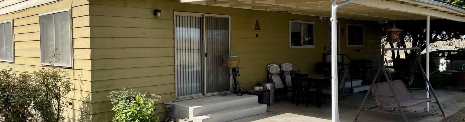 Grandview Pavement, Mabton, Washington 98935, 3 Bedrooms Bedrooms, ,2 BathroomsBathrooms,Site Built-owned Lot,For Sale,Grandview Pavement,282076