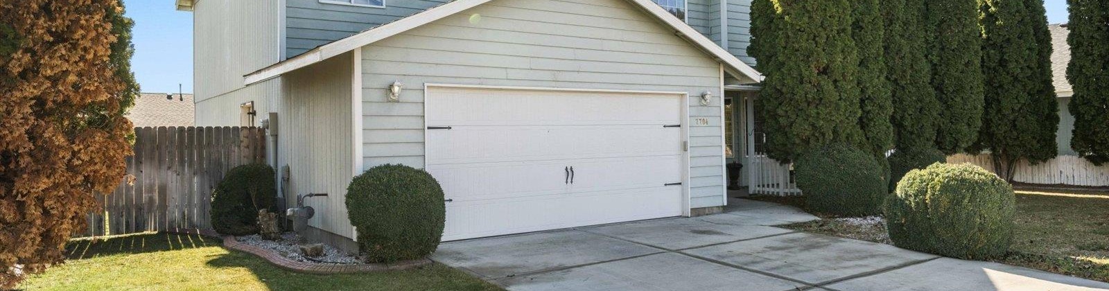 Savary Dr, Pasco, Washington 99301, 4 Bedrooms Bedrooms, ,3 BathroomsBathrooms,Site Built-owned Lot,For Sale,Savary Dr,282063