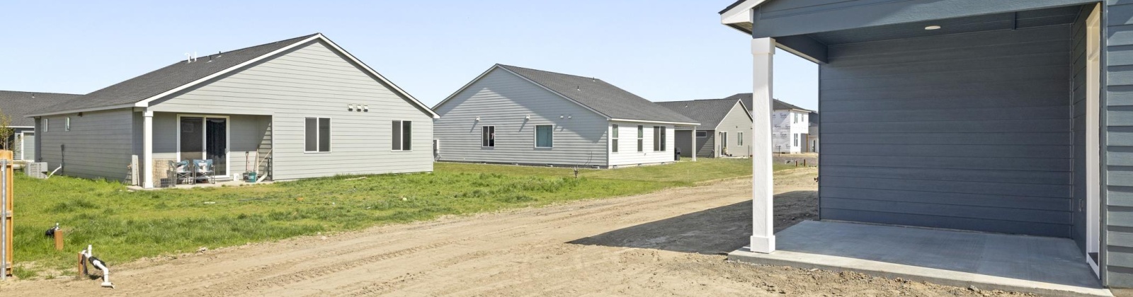 Amberly Ave, Grandview, Washington 98930, 3 Bedrooms Bedrooms, ,2 BathroomsBathrooms,Site Built-owned Lot,For Sale,Amberly Ave,282143