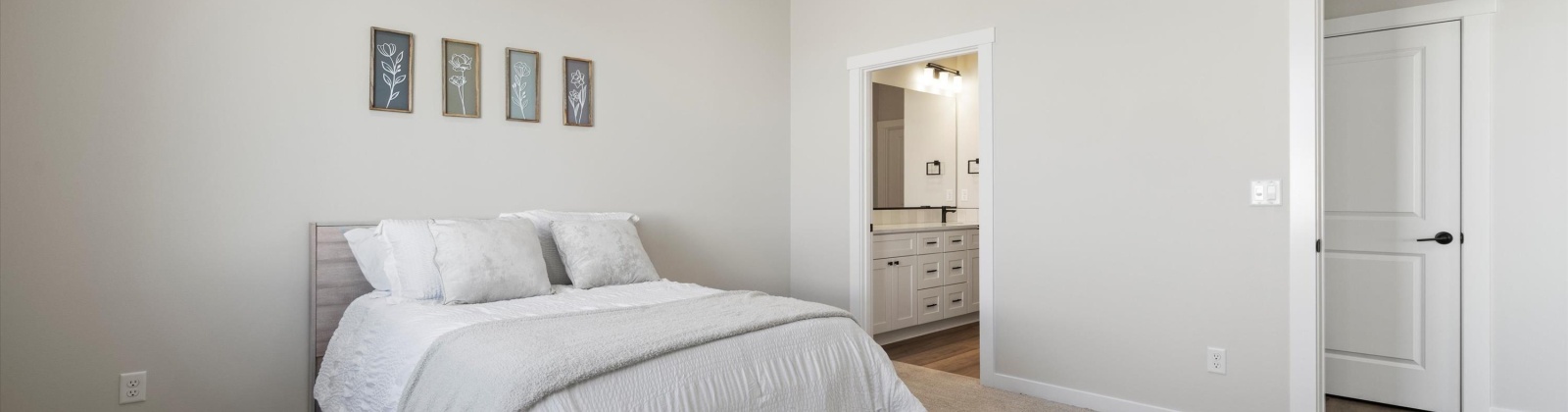50th Ave, West Richland, Washington 99353, 3 Bedrooms Bedrooms, ,2 BathroomsBathrooms,Town House,For Sale,50th Ave,282172