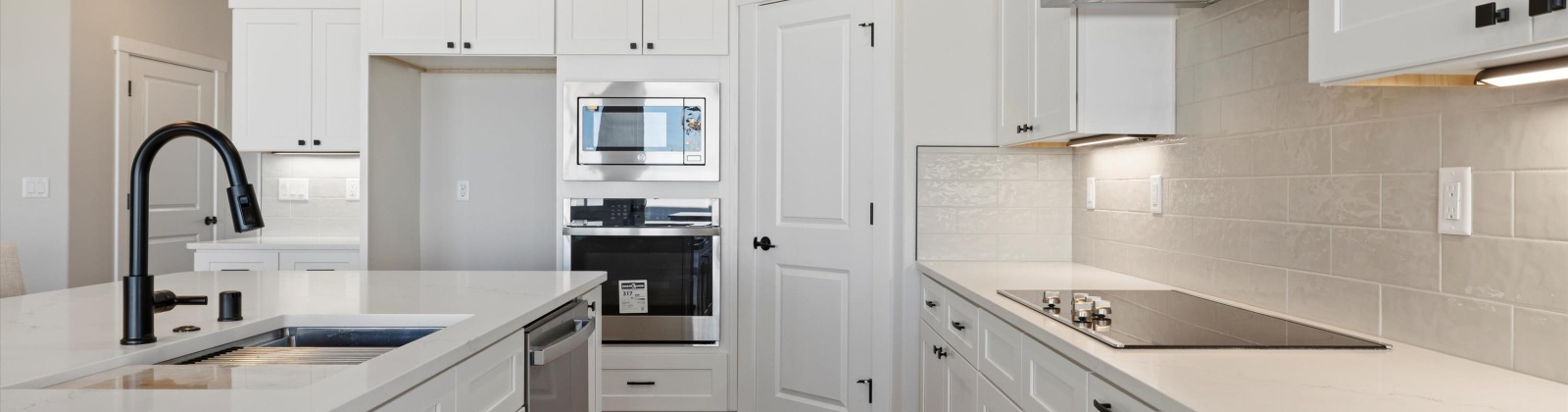 50th Ave, West Richland, Washington 99353, 3 Bedrooms Bedrooms, ,2 BathroomsBathrooms,Town House,For Sale,50th Ave,282172