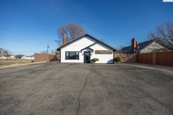 Washington St, Kennewick, Washington 99336, 1 Bedroom Bedrooms, ,1 BathroomBathrooms,Site Built-owned Lot,For Sale,Washington St,282181