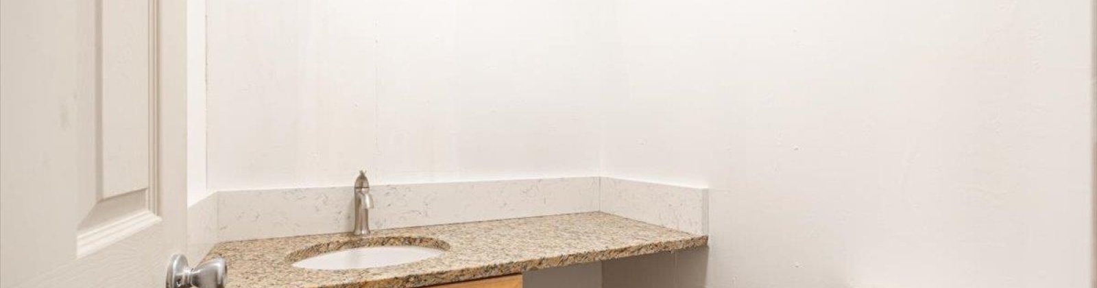 Washington St, Kennewick, Washington 99336, 1 Bedroom Bedrooms, ,1 BathroomBathrooms,Site Built-owned Lot,For Sale,Washington St,282181