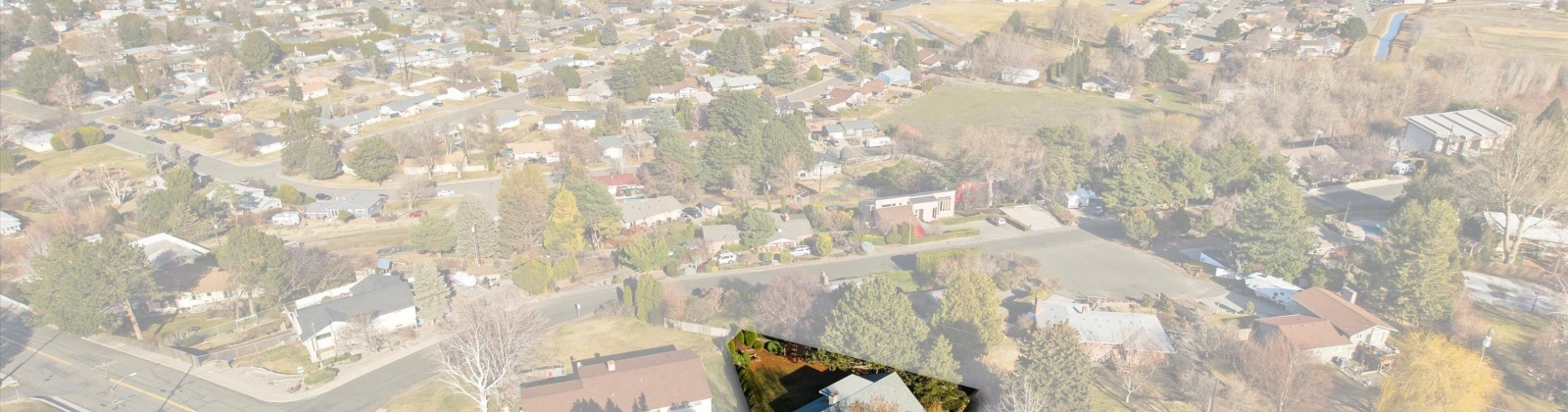 Garfield St, Kennewick, Washington 99336, 4 Bedrooms Bedrooms, ,2 BathroomsBathrooms,Site Built-owned Lot,For Sale,Garfield St,282176