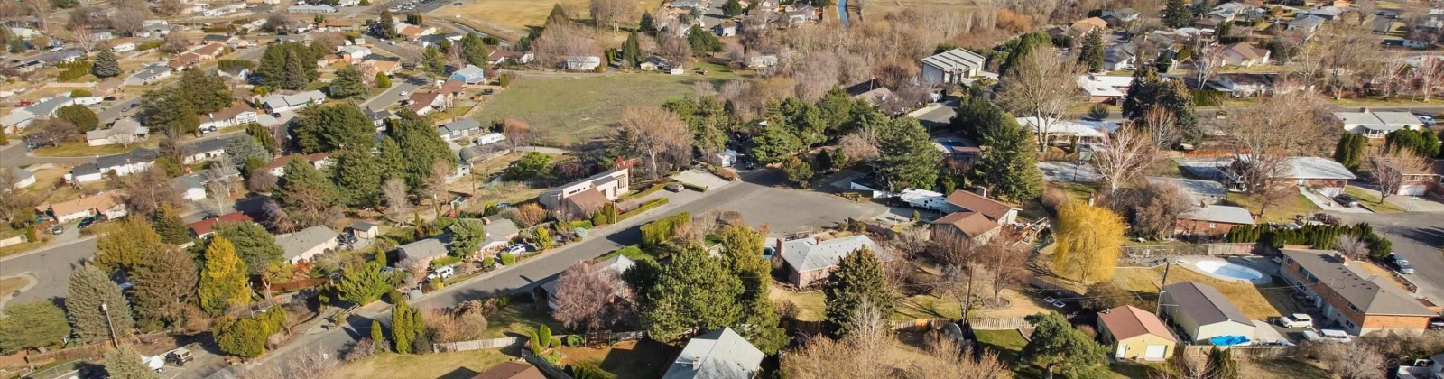Garfield St, Kennewick, Washington 99336, 4 Bedrooms Bedrooms, ,2 BathroomsBathrooms,Site Built-owned Lot,For Sale,Garfield St,282176
