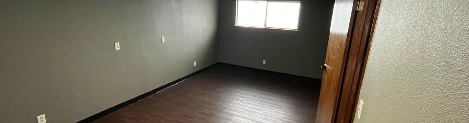 Auburn St, Kennewick, Washington 99336, ,21 BathroomsBathrooms,Office,For Sale,Auburn St,281040