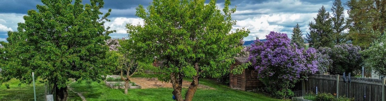 Houghton St., Palouse, Washington 99161, 3 Bedrooms Bedrooms, ,1 BathroomBathrooms,Site Built-owned Lot,For Sale,Houghton St.,282244