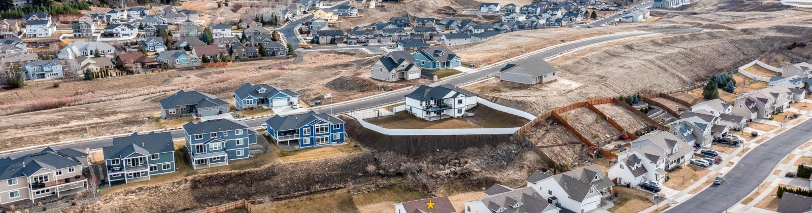 Latour Peak St, Pullman, Washington 99163, 4 Bedrooms Bedrooms, ,3 BathroomsBathrooms,Site Built-owned Lot,For Sale,Latour Peak St,282348