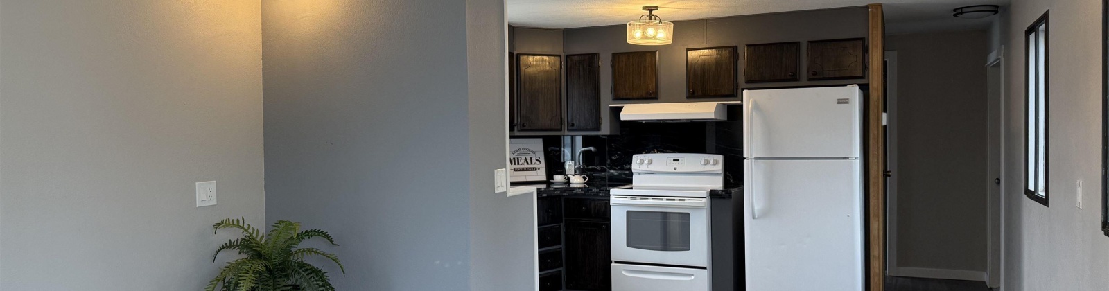 Sahara Ct, West Richland, Washington 99353, 2 Bedrooms Bedrooms, ,2 BathroomsBathrooms,For Sale,Sahara Ct,282355