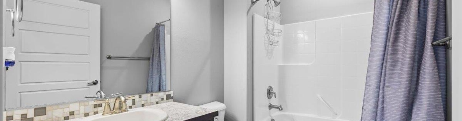 Silverbright Dr, Pasco, Washington 99301, 4 Bedrooms Bedrooms, ,3 BathroomsBathrooms,Site Built-owned Lot,For Sale,Silverbright Dr,282363