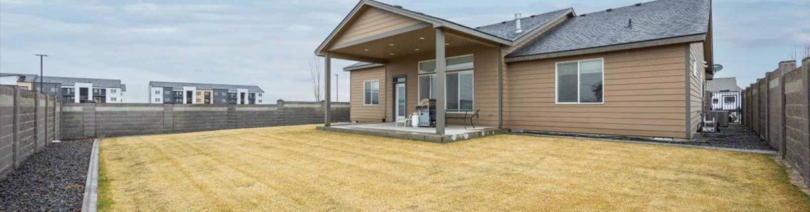 Silverbright Dr, Pasco, Washington 99301, 4 Bedrooms Bedrooms, ,3 BathroomsBathrooms,Site Built-owned Lot,For Sale,Silverbright Dr,282363