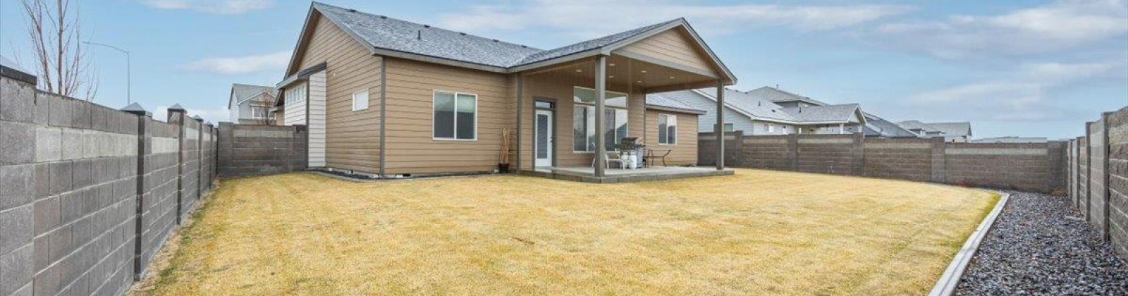 Silverbright Dr, Pasco, Washington 99301, 4 Bedrooms Bedrooms, ,3 BathroomsBathrooms,Site Built-owned Lot,For Sale,Silverbright Dr,282363