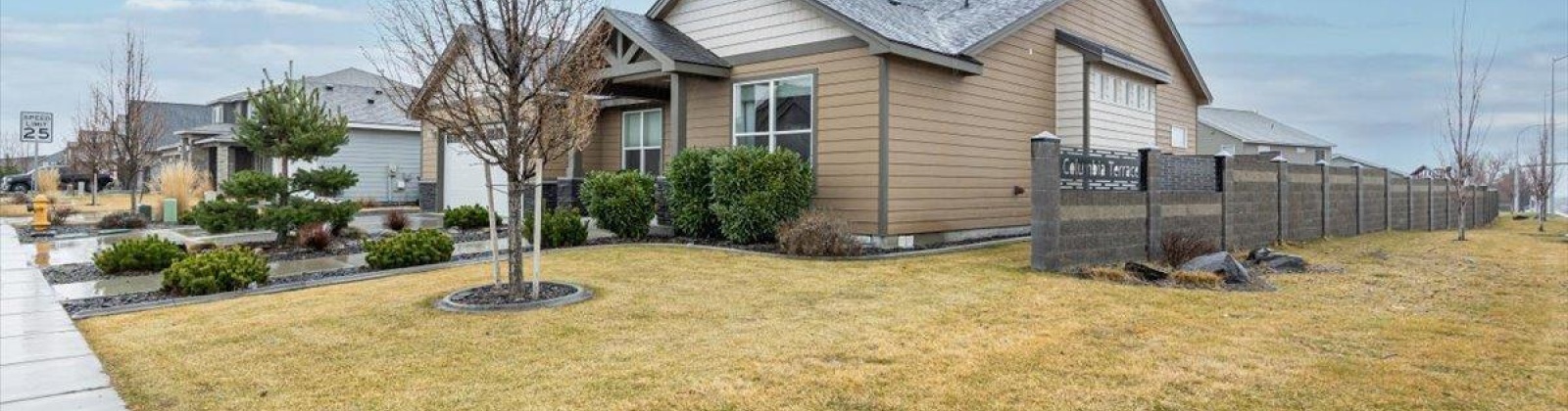 Silverbright Dr, Pasco, Washington 99301, 4 Bedrooms Bedrooms, ,3 BathroomsBathrooms,Site Built-owned Lot,For Sale,Silverbright Dr,282363