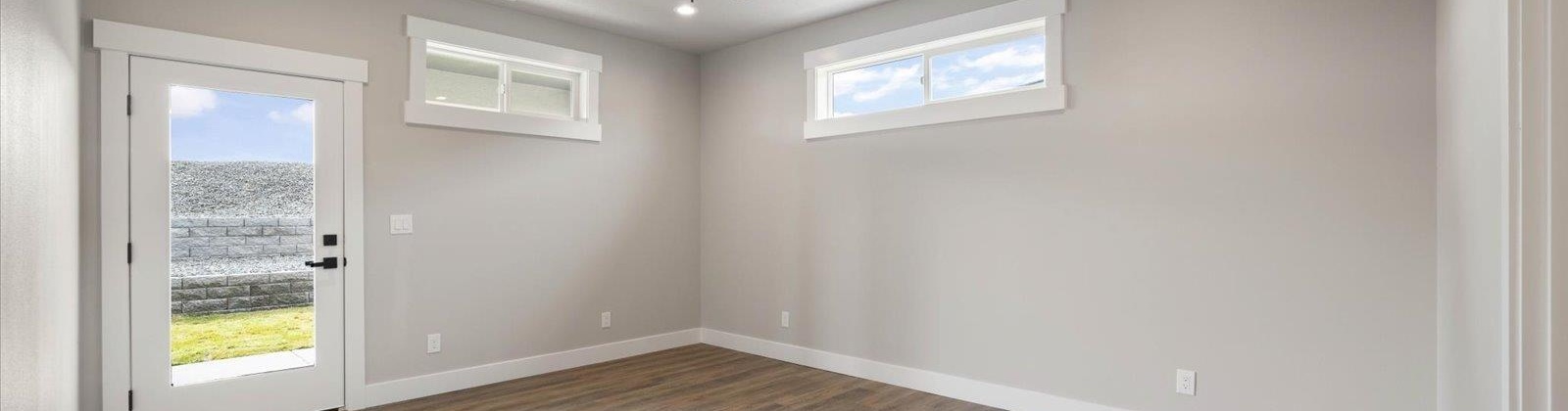 35th, Kennewick, Washington 99338, 3 Bedrooms Bedrooms, ,4 BathroomsBathrooms,Site Built-owned Lot,For Sale,35th,282364