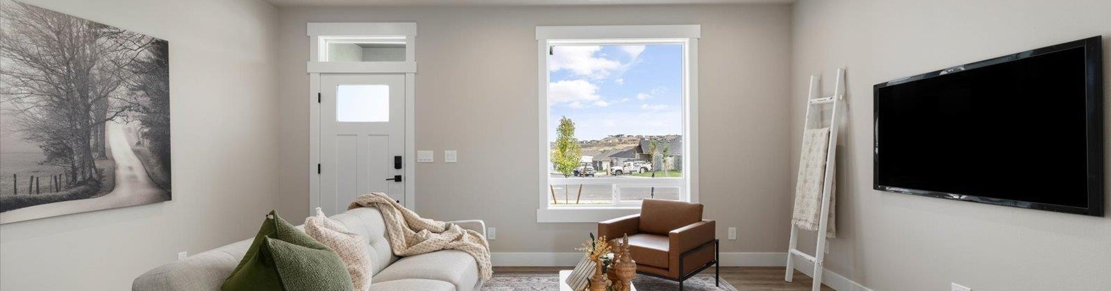 35th, Kennewick, Washington 99338, 3 Bedrooms Bedrooms, ,4 BathroomsBathrooms,Site Built-owned Lot,For Sale,35th,282364