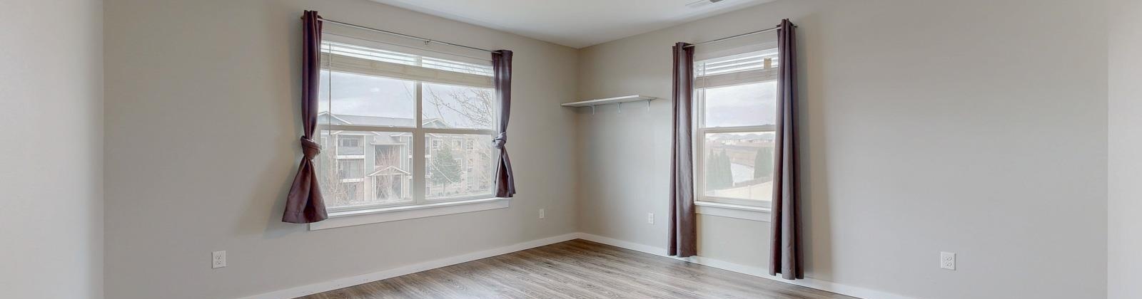 32nd Avenue, Kennewick, Washington 99338, 5 Bedrooms Bedrooms, ,3 BathroomsBathrooms,Site Built-owned Lot,For Sale,32nd Avenue,282374