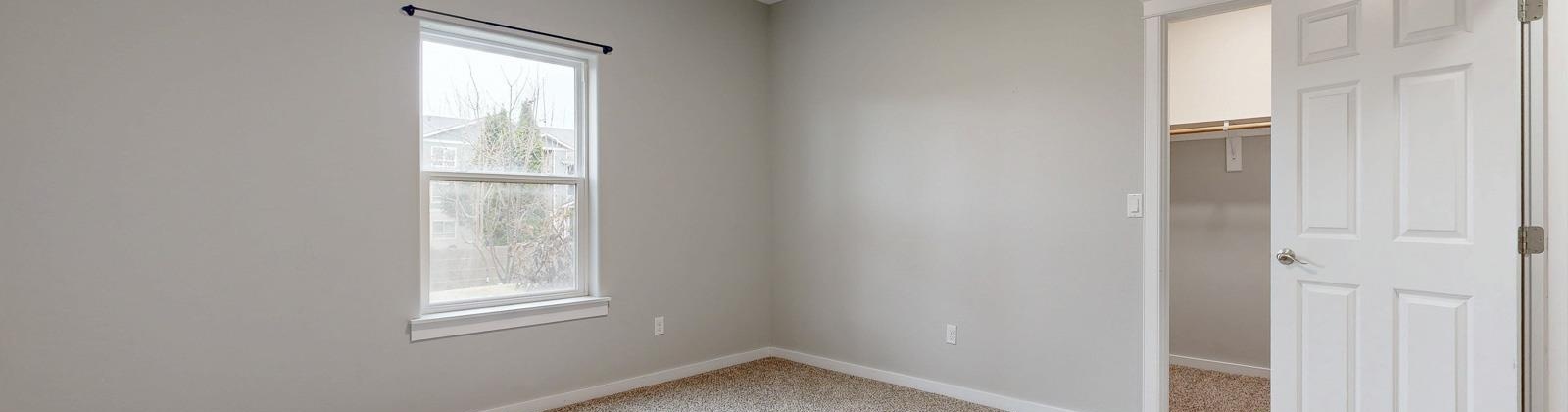 32nd Avenue, Kennewick, Washington 99338, 5 Bedrooms Bedrooms, ,3 BathroomsBathrooms,Site Built-owned Lot,For Sale,32nd Avenue,282374