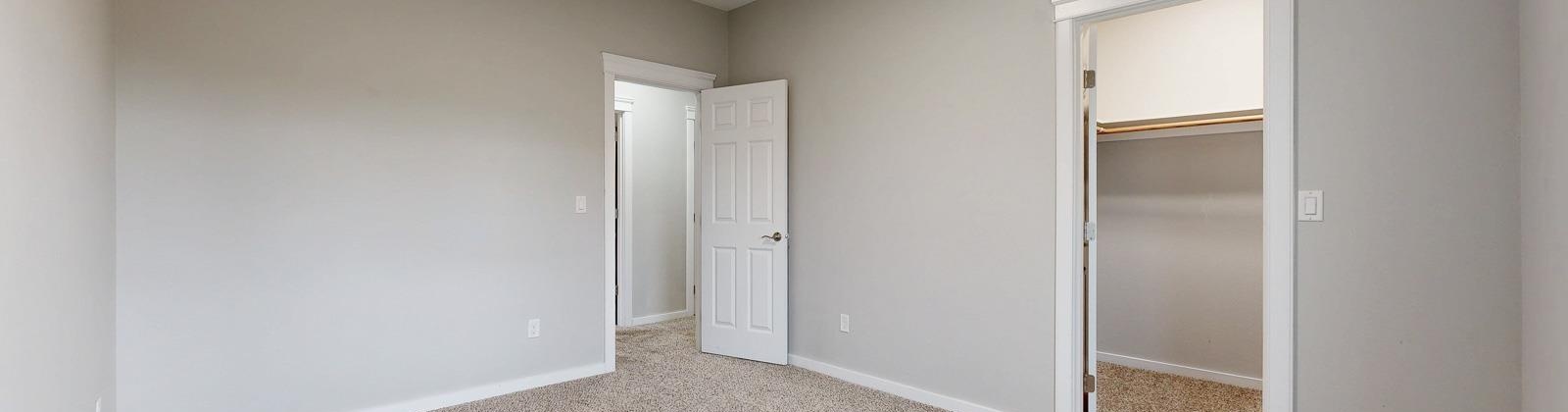 32nd Avenue, Kennewick, Washington 99338, 5 Bedrooms Bedrooms, ,3 BathroomsBathrooms,Site Built-owned Lot,For Sale,32nd Avenue,282374