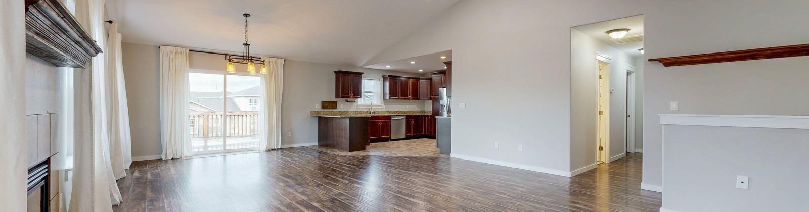 32nd Avenue, Kennewick, Washington 99338, 5 Bedrooms Bedrooms, ,3 BathroomsBathrooms,Site Built-owned Lot,For Sale,32nd Avenue,282374