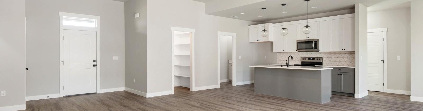 Beech, Kennewick, Washington 99337, 3 Bedrooms Bedrooms, ,2 BathroomsBathrooms,For Sale,Beech,278681