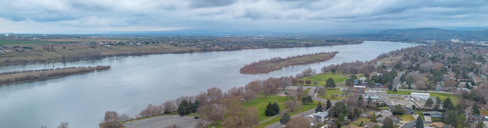 Davison Avenue, Richland, Washington 99354, 5 Bedrooms Bedrooms, ,3 BathroomsBathrooms,Site Built-owned Lot,For Sale,Davison Avenue,280994