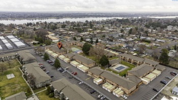 Hood Ave, I-202, Kennewick, Washington 99336, 2 Bedrooms Bedrooms, ,1 BathroomBathrooms,Condo,For Sale,Hood Ave, I-202,281042