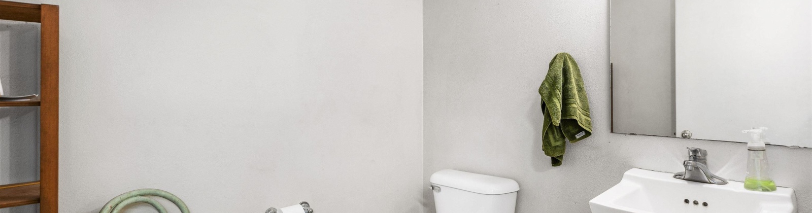 University Parkway, Yakima, Washington 98901, ,11 BathroomsBathrooms,Industrial,For Sale,University Parkway,281266
