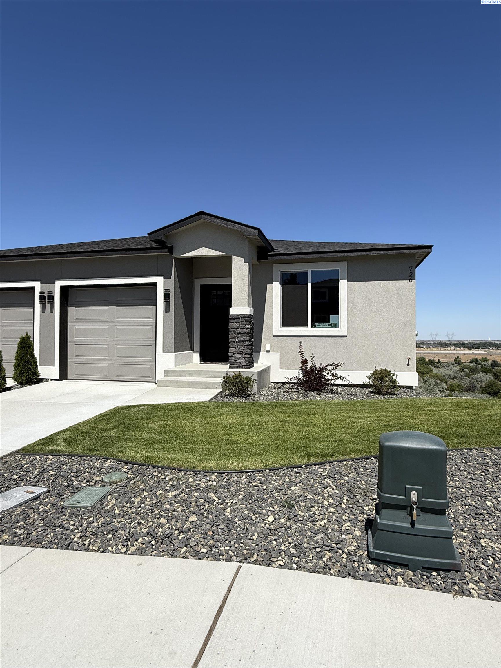 Rio Vista Loop, Richland, Washington 99352, 3 Bedrooms Bedrooms, 0 ,3 BathroomsBathrooms,Condos/townhomes,For Sale,Rio Vista Loop,0,281062