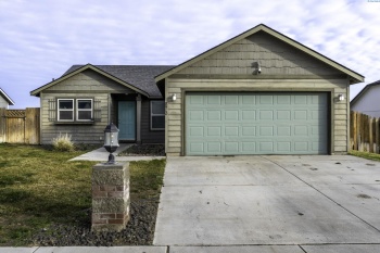 Wyoming St., Kennewick, Washington 99338, 3 Bedrooms Bedrooms, ,2 BathroomsBathrooms,Site Built-owned Lot,For Sale,Wyoming St.,281167