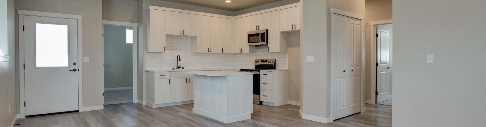 Stardust St., Richland, Washington 99352, 3 Bedrooms Bedrooms, ,2 BathroomsBathrooms,For Sale,Stardust St.,281128