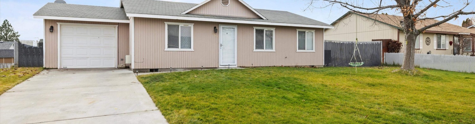 Poppy St, West Richland, Washington 99353, 3 Bedrooms Bedrooms, ,2 BathroomsBathrooms,Site Built-owned Lot,For Sale,Poppy St,281178