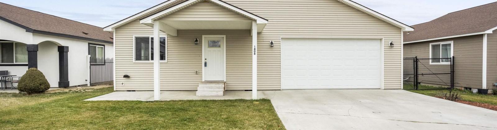 Singh Lane, Sunnyside, Washington 98944, 3 Bedrooms Bedrooms, ,2 BathroomsBathrooms,Site Built-owned Lot,For Sale,Singh Lane,281228