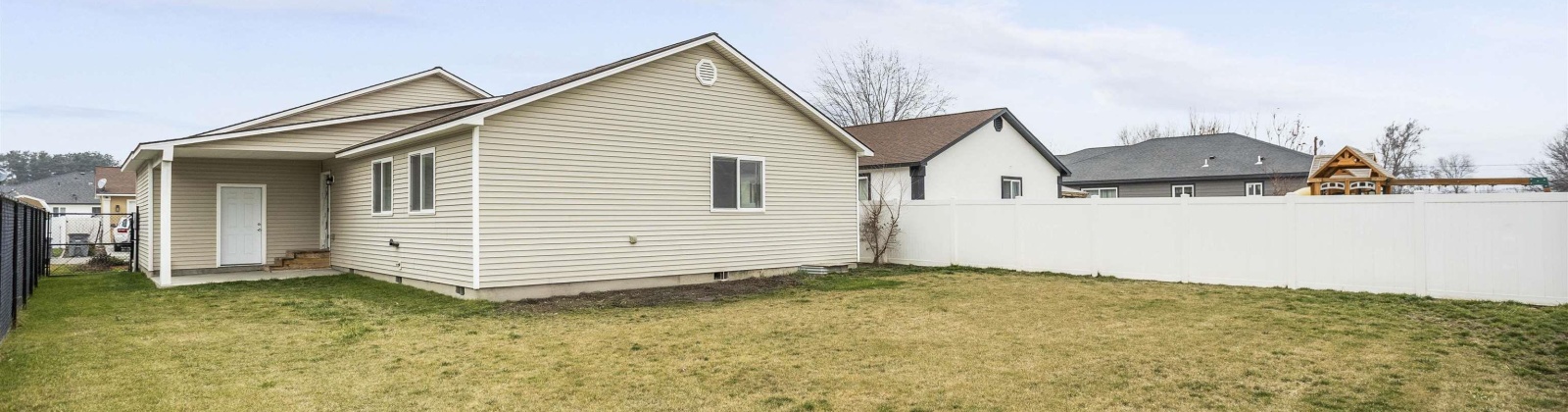 Singh Lane, Sunnyside, Washington 98944, 3 Bedrooms Bedrooms, ,2 BathroomsBathrooms,Site Built-owned Lot,For Sale,Singh Lane,281228