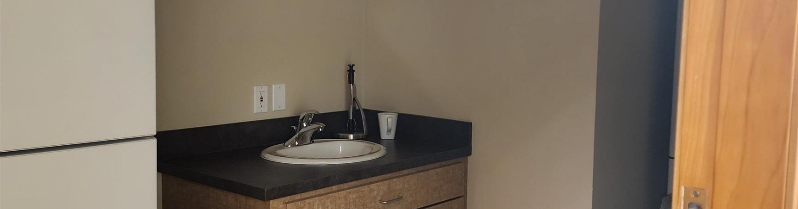 St. Andrews Loop, Ste C & D, Pasco, Washington, ,11 BathroomsBathrooms,Office,For Sale,St. Andrews Loop, Ste C & D,281298