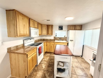 Thayer Dr, Richland, Washington 99352, 2 Bedrooms Bedrooms, ,1 BathroomBathrooms,Site Built-owned Lot,For Sale,Thayer Dr,281262