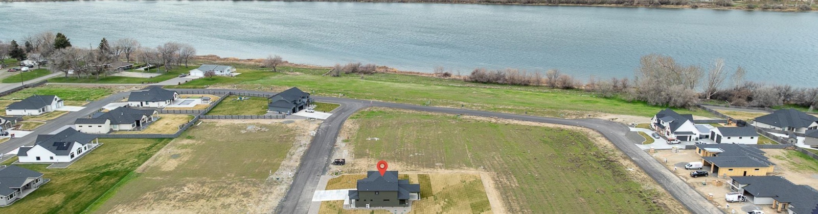 Clark Fork RD, Pasco, Washington 99301, 4 Bedrooms Bedrooms, ,3 BathroomsBathrooms,Site Built-owned Lot,For Sale,Clark Fork RD,281317