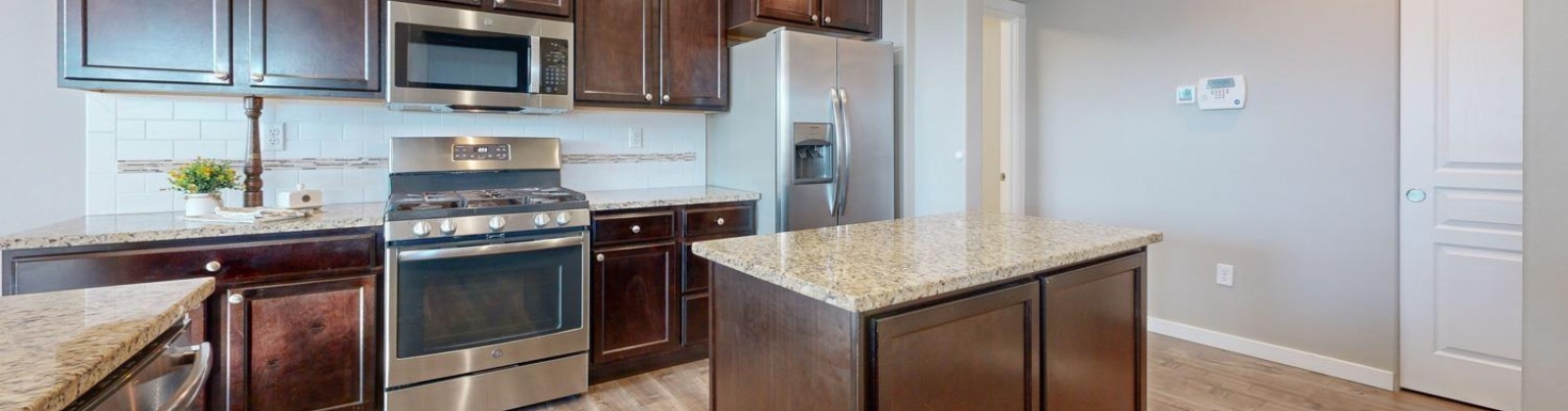 Dawes Place, Kennewick, Washington 99338, 4 Bedrooms Bedrooms, ,2 BathroomsBathrooms,Site Built-owned Lot,For Sale,Dawes Place,281341