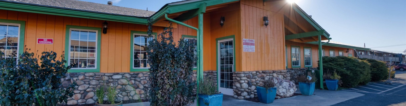 Yakima Valley Hwy, Sunnyside, Washington 98944, ,41 BathroomsBathrooms,Restaurant,For Sale,Yakima Valley Hwy,281374