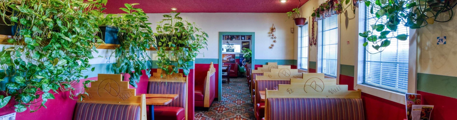 Yakima Valley Hwy, Sunnyside, Washington 98944, ,41 BathroomsBathrooms,Restaurant,For Sale,Yakima Valley Hwy,281374