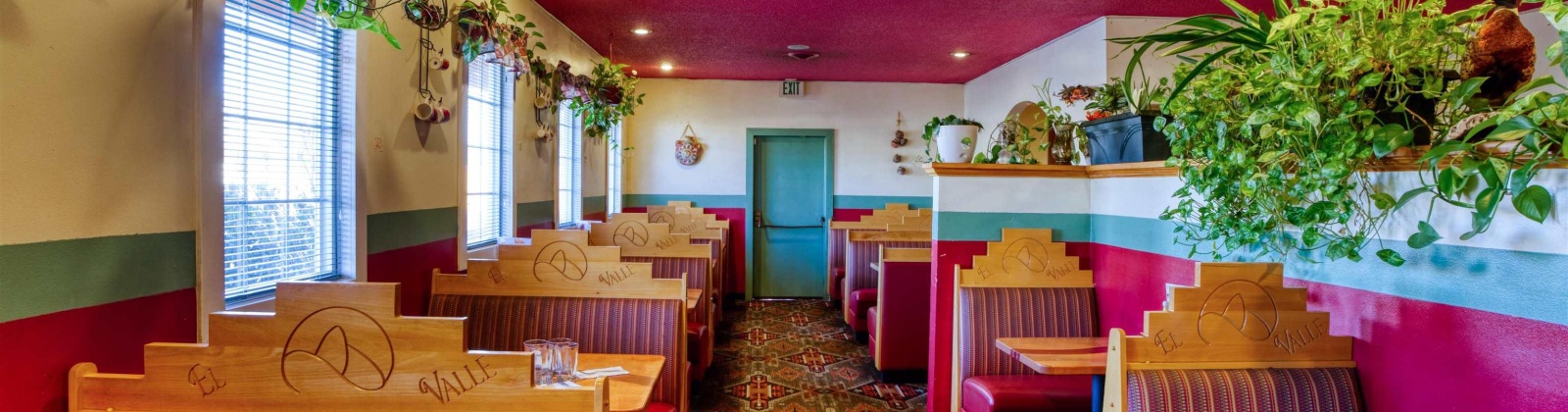 Yakima Valley Hwy, Sunnyside, Washington 98944, ,41 BathroomsBathrooms,Restaurant,For Sale,Yakima Valley Hwy,281374