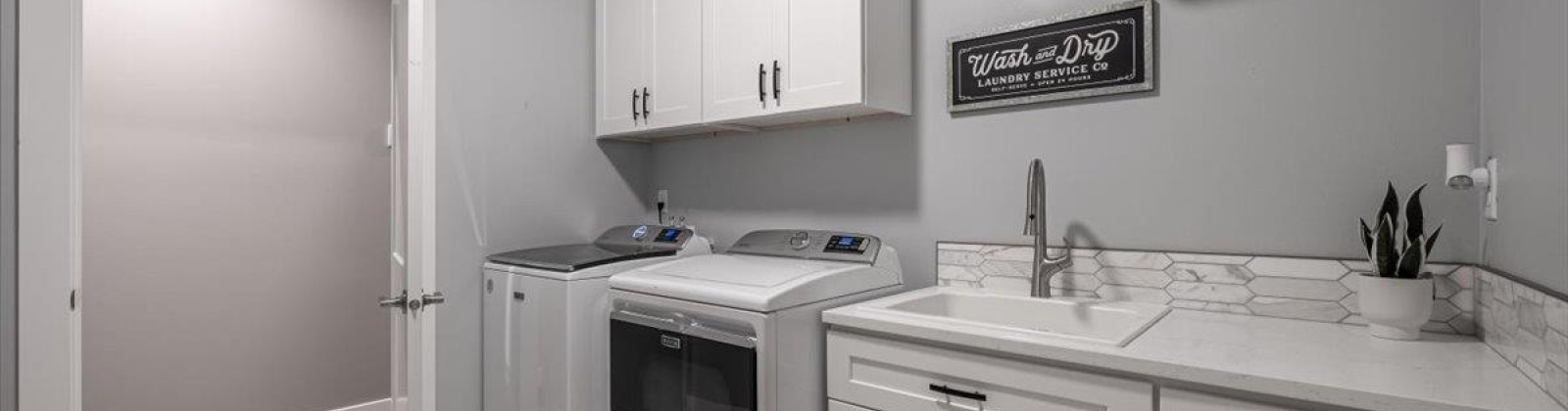 Laurel Ct, West Richland, Washington 99353, 4 Bedrooms Bedrooms, ,2 BathroomsBathrooms,For Sale,Laurel Ct,281373