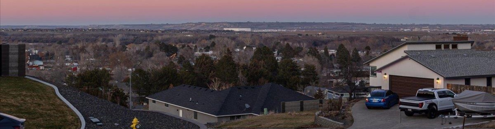 Laurel Ct, West Richland, Washington 99353, 4 Bedrooms Bedrooms, ,2 BathroomsBathrooms,For Sale,Laurel Ct,281373