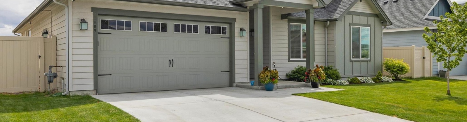 Centennial, Sunnyside, Washington 98944, 3 Bedrooms Bedrooms, ,2 BathroomsBathrooms,Site Built-owned Lot,For Sale,Centennial,281421