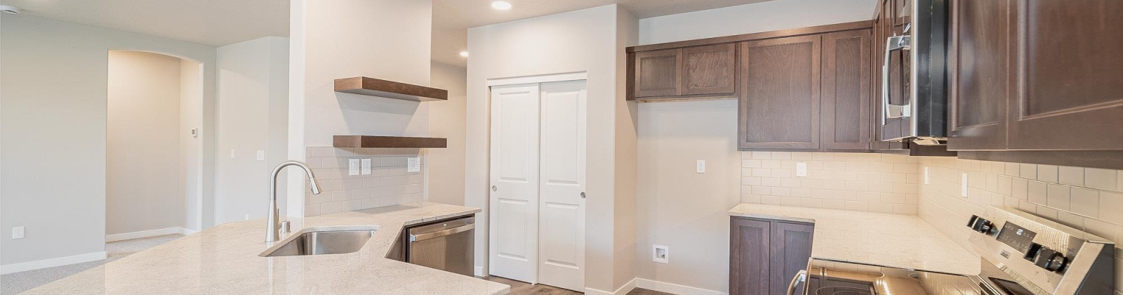 Sonora River, Prosser, Washington 99350, 3 Bedrooms Bedrooms, ,2 BathroomsBathrooms,Site Built-owned Lot,For Sale,Sonora River,281436